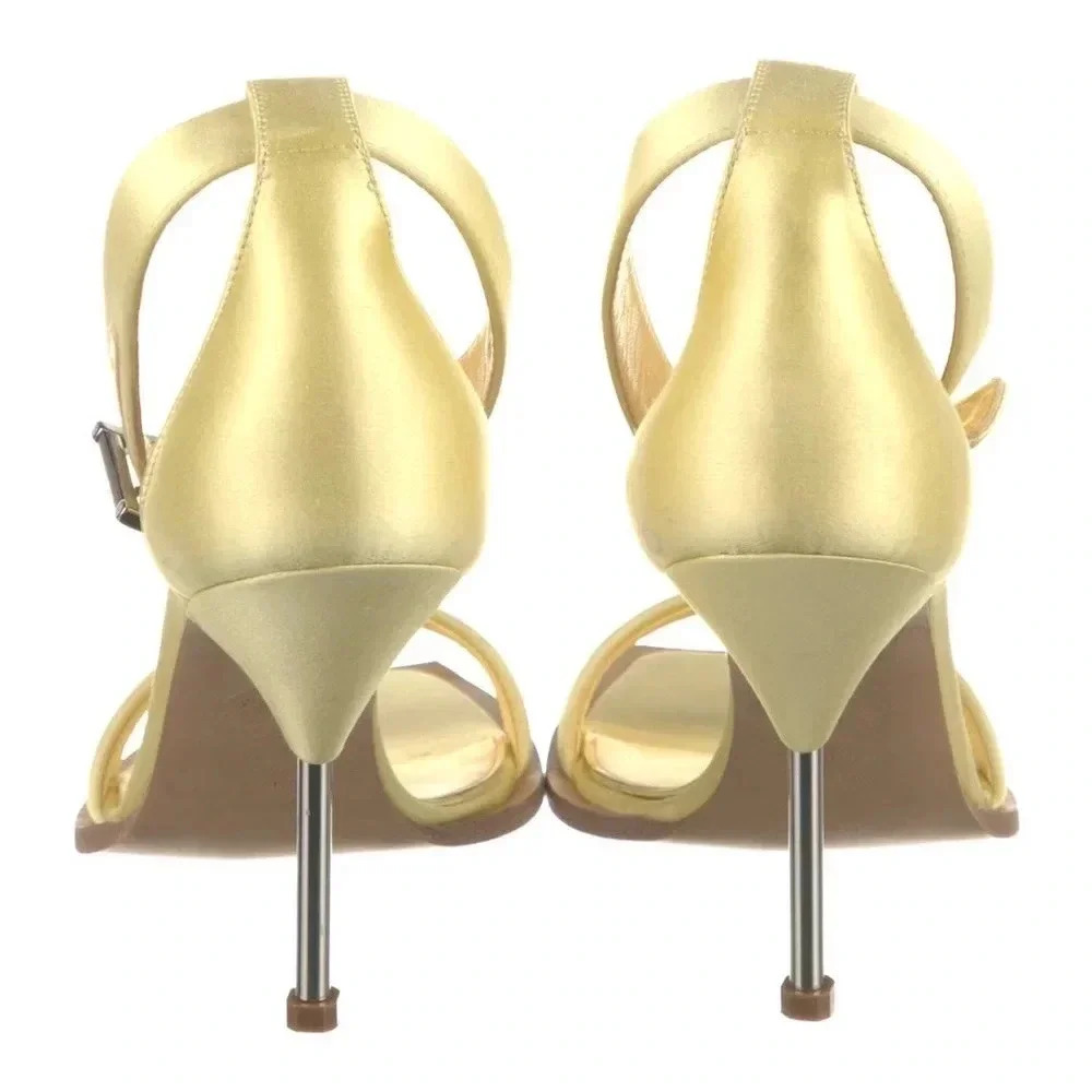 Alexander McQueen Satin heels - Picture 2 of 5